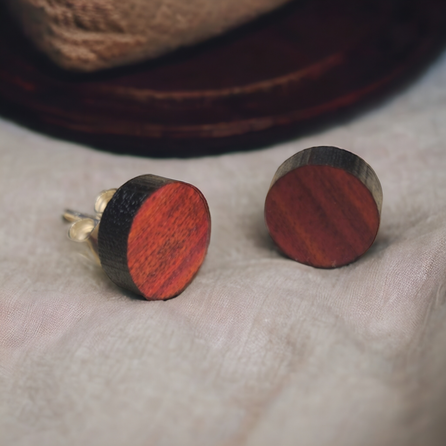 Redheart Round Studs